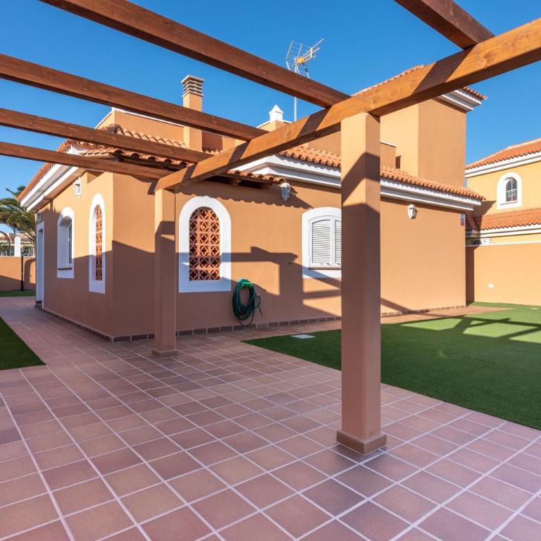 VILLA CAYETANA - Three-Bedroom Villa - 20