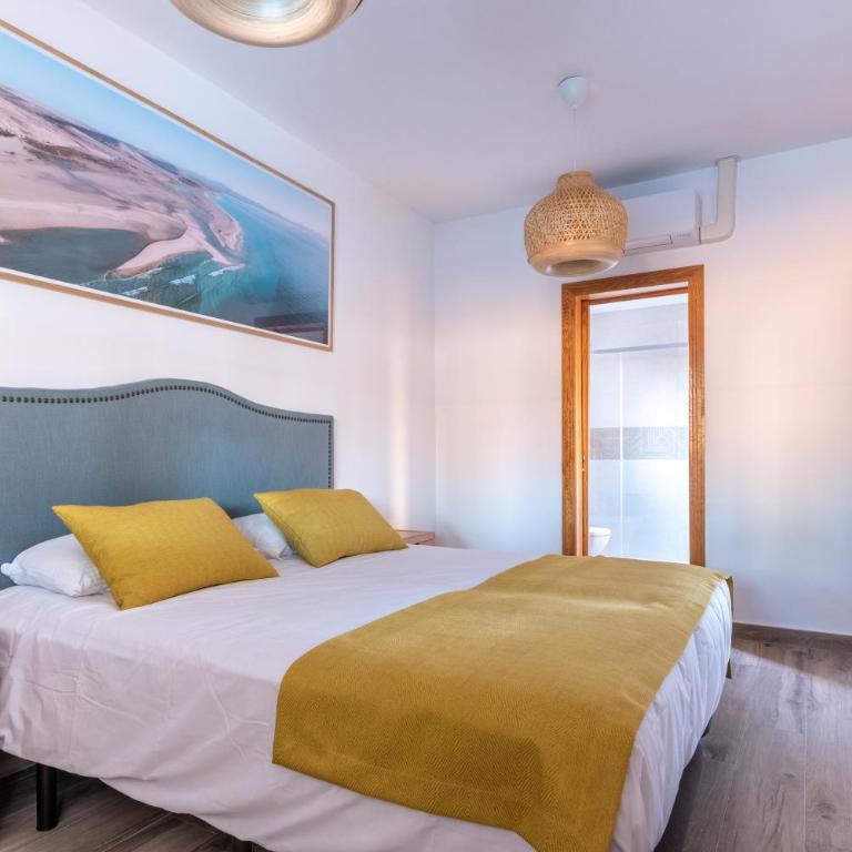VILLA CAYETANA - Three-Bedroom Villa - 10