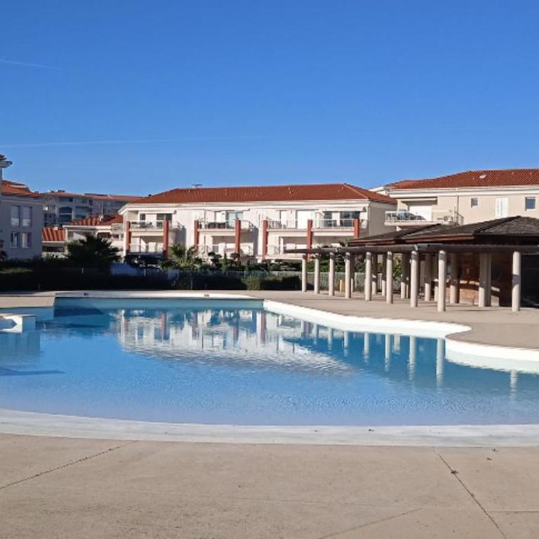 Feels like home JUAN FLORE - Air-conditioned furnished apartment with terrace & parking - Appartement 1 Chambre - 16