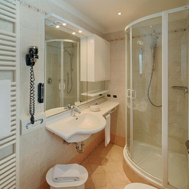 Hotel Villa Eden - Single Room with Balcony - 2