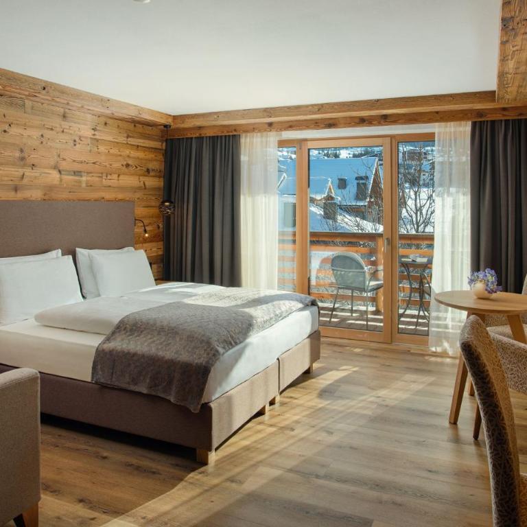 Hotel Villa Eden - Deluxe Double or Twin Room with Balcony - 5