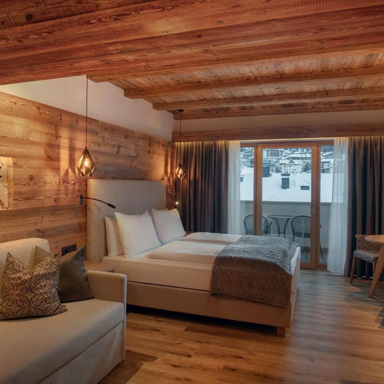Hotel Villa Eden - Deluxe Double or Twin Room with Balcony - 2