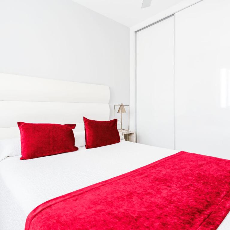 Bristol Sunset Beach - Holiday Apartments - Two-Bedroom Suite XXL - 7