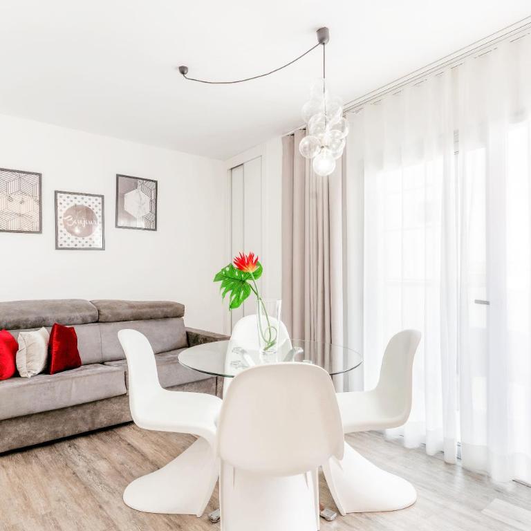 Bristol Sunset Beach - Holiday Apartments - Two-Bedroom Suite XXL - 10