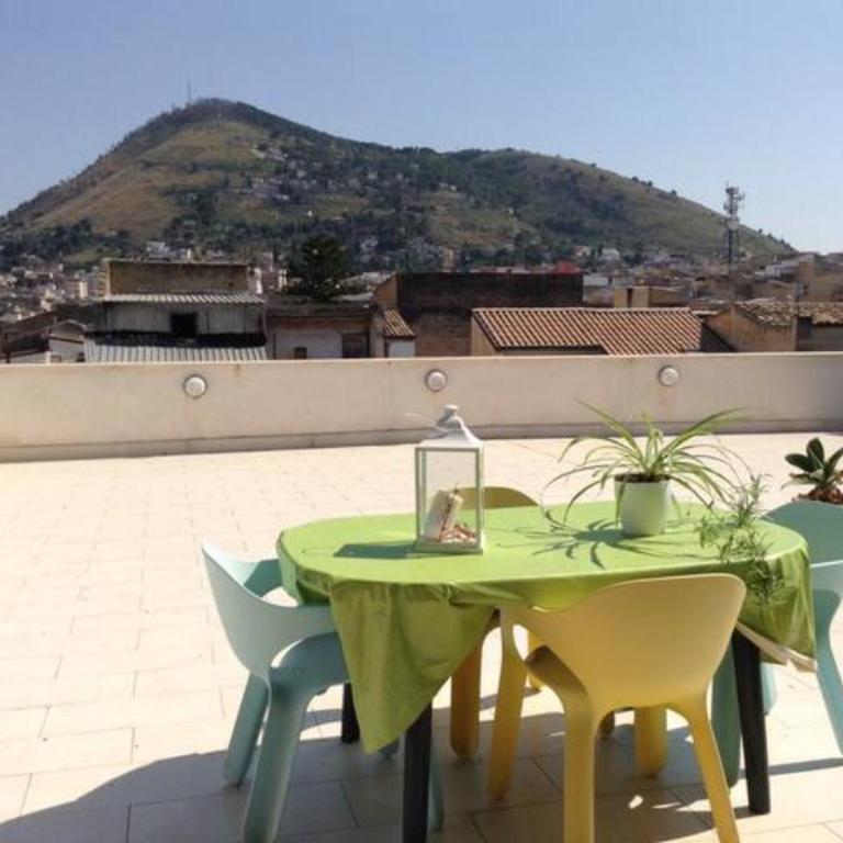 Attico in centro città - Appartamento con 1 Camera da Letto - 2