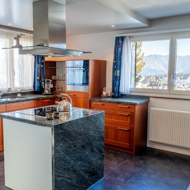 Charmantes Apartment mit grossem Garten .Kids4free. - Apartment mit 1 Schlafzimmer - 2