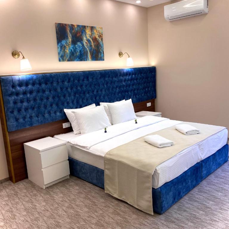 Luxury Rooms Skadarlija - Standardna Dvokrevetna Soba sa Bračnim Krevetom/Zasebnim Krevetima - 8