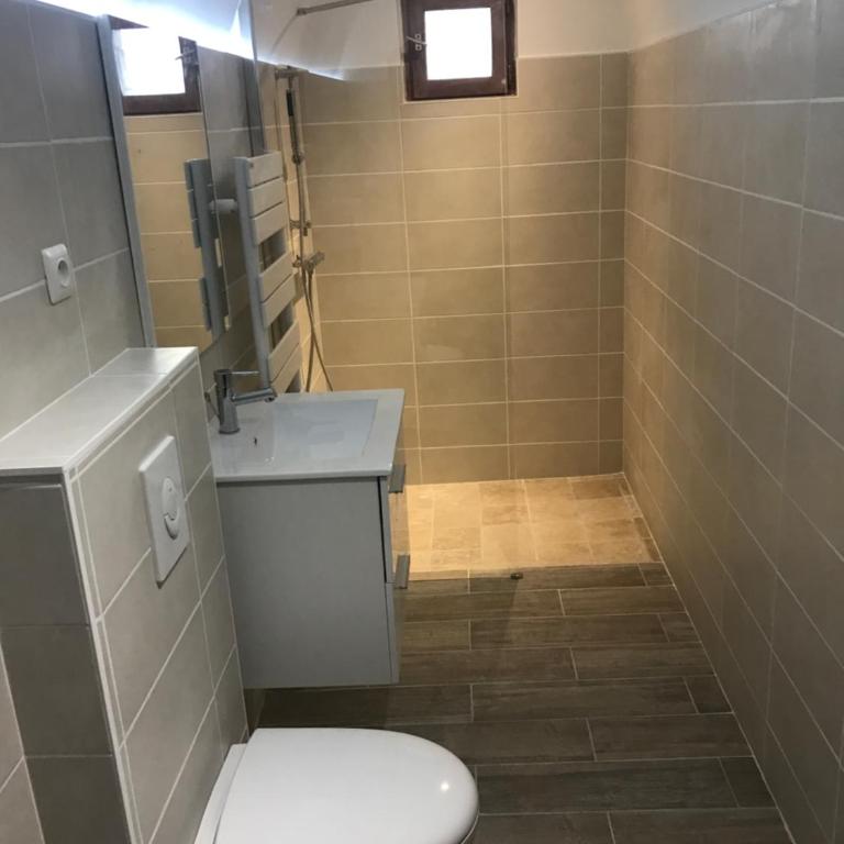 La maison sur la place dans Aigues Mortes climatisé - Maison 2 Chambres - 28