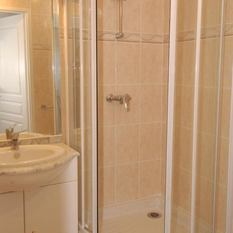 Lagrange Vacances - Villa d'Este - Appartement 2 Chambres (6 Adultes) - 8