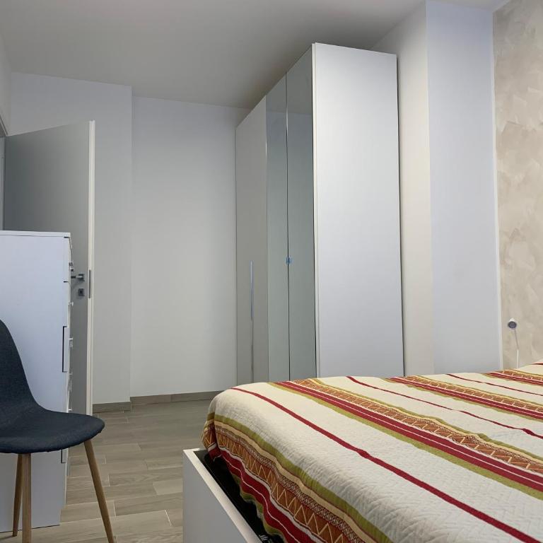 Trilocale in Zona Bocconi/Navigli - Two-Bedroom Apartment - 11