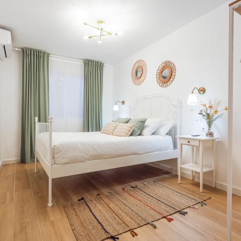 Esencias de sevilla triana - Apartamento de 3 dormitorios - 55
