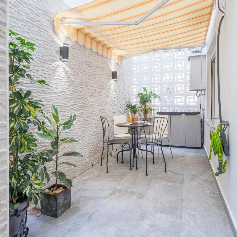 Esencias de sevilla triana - Apartamento de 3 dormitorios - 75
