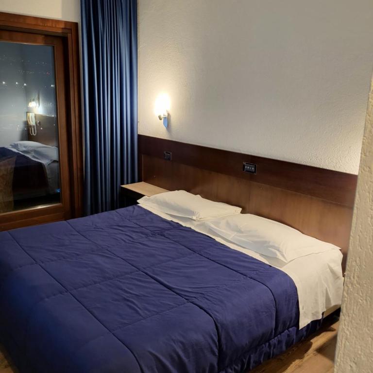Hotel Miage - Camera Economy Matrimoniale/Doppia con Letti Singoli - 1