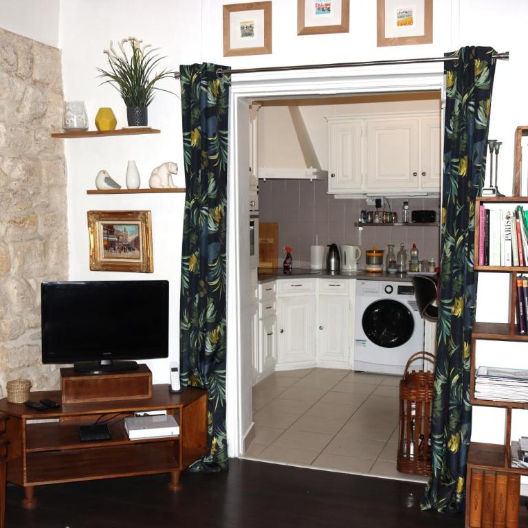 Superbe T3 Terrasse Coeur de Paris historique - Appartement 1 Chambre - 22