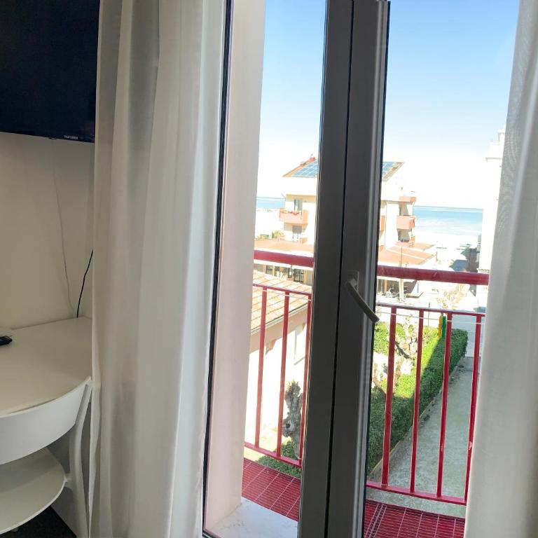 Hotel Marylise - Camera Matrimoniale/Doppia con Letti Singoli con Balcone - 33