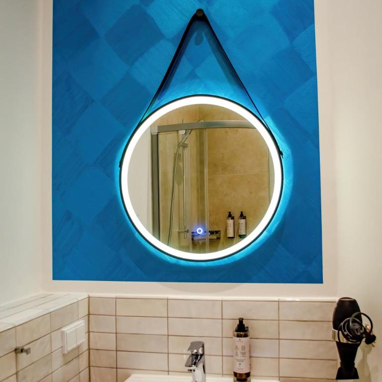 HOMELY STAY Studio 2 - Modern Self-Check-In room in Munich - Studio Lit Queen-Size de Luxe - 13