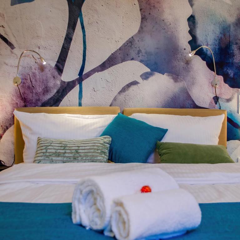 HOMELY STAY Studio 2 - Modern Self-Check-In room in Munich - Studio Lit Queen-Size de Luxe - 3