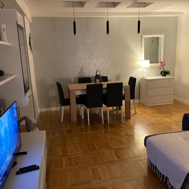 Apartman MDB - Two-Bedroom Apartment - 21