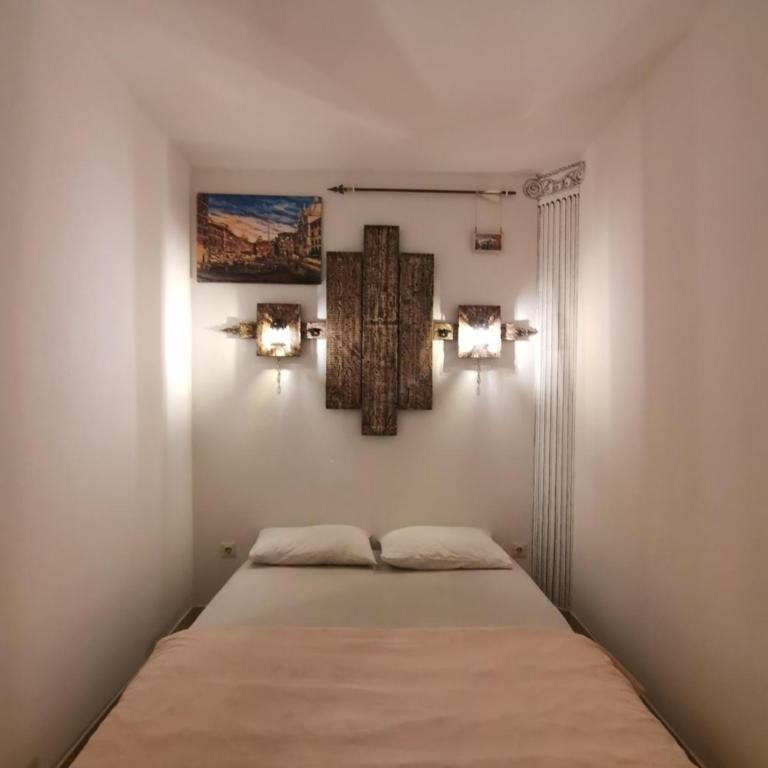Seaside apartments and rooms - Apartment with Balcony - 10