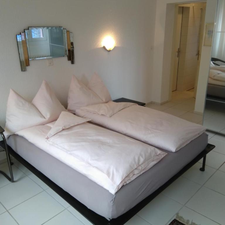 Swiss Borzoi House - Doppelzimmer mit Seeblick - 29
