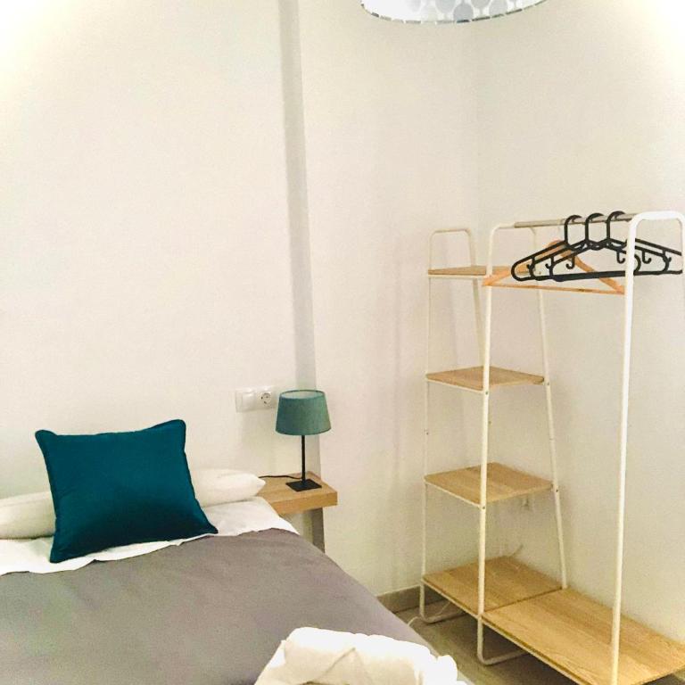 Apartamentos Cruz Granada - Three-Bedroom Apartment - 3