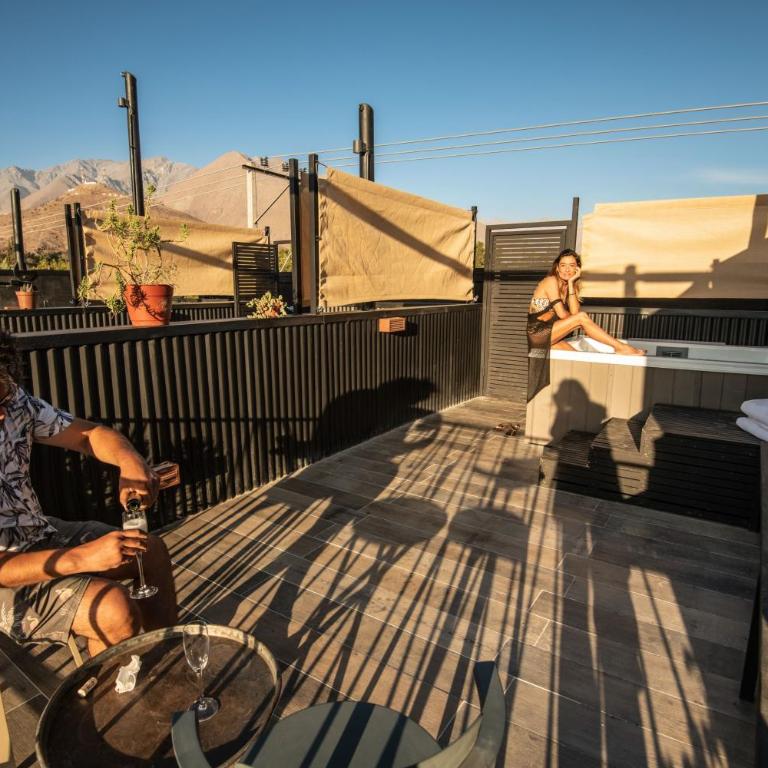 Solar Madariaga Hotel - Deluxe Suite with Spa Bath - 2