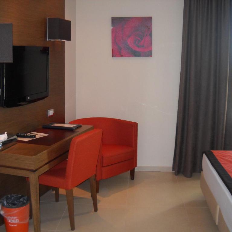 Hotel Tiber Rooftop & Wellness - Camera Matrimoniale Superior con Vista Mare - 3