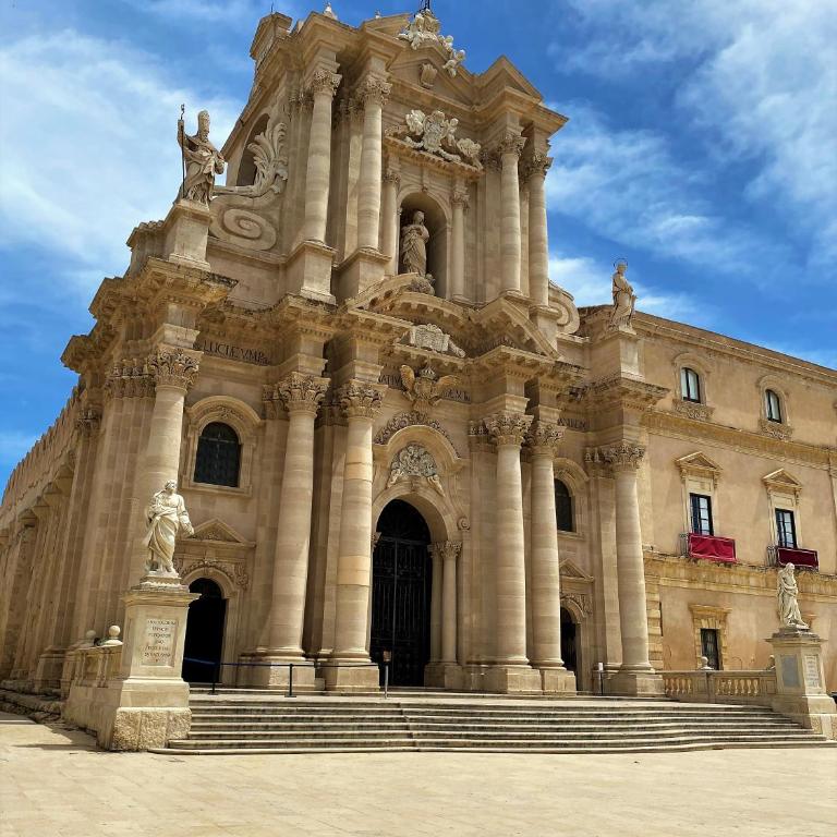 Crocefisso suite -Ortigia - Appartamento con 1 Camera da Letto - 15