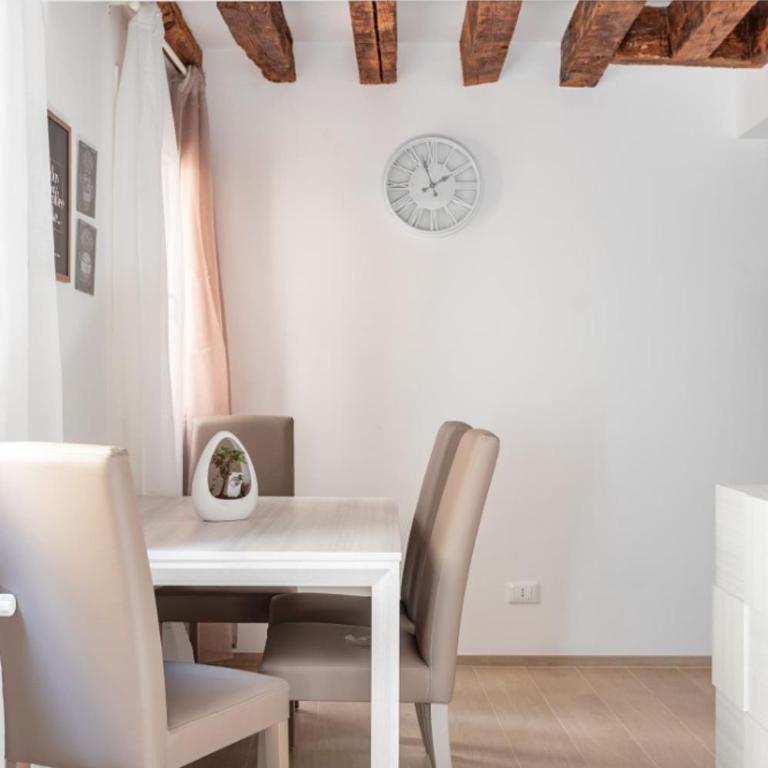 Palazzina San Polo 2151 - Appartamento con 2 Camere da Letto - 10