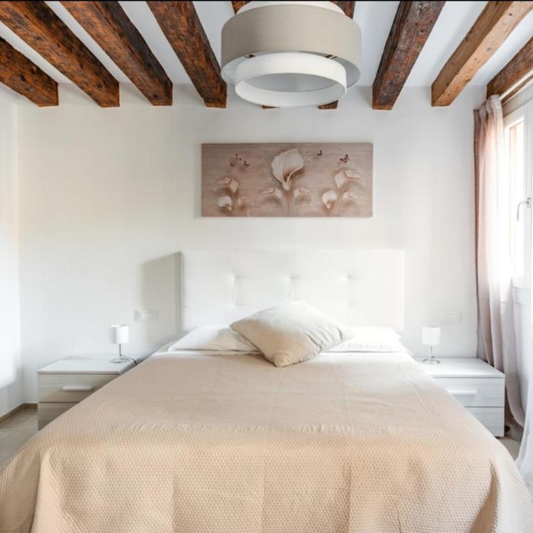Palazzina San Polo 2151 - Appartamento con 2 Camere da Letto - 1