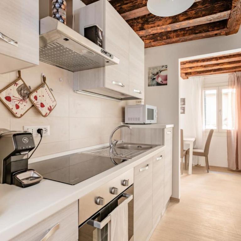 Palazzina San Polo 2151 - Appartamento con 2 Camere da Letto - 13
