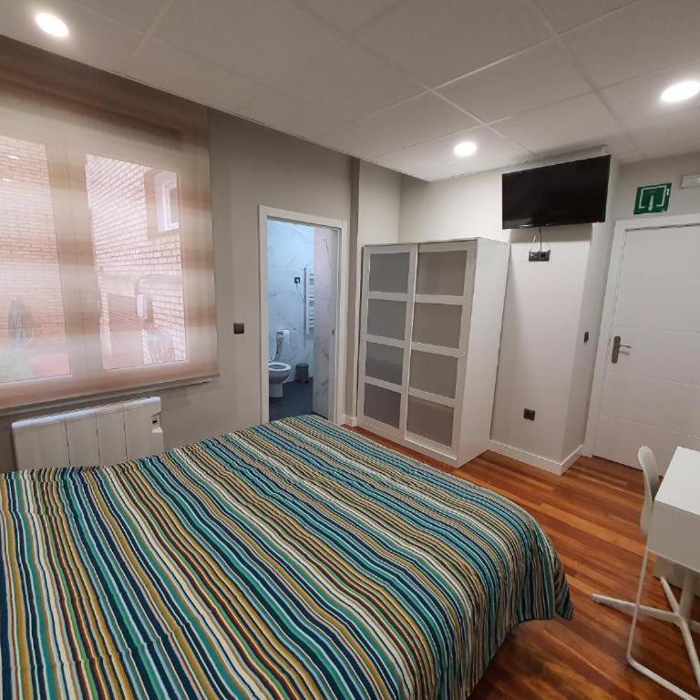 Pensión Guggenheim Riverview HBI01297 - Double Room with Private Bathroom - 3