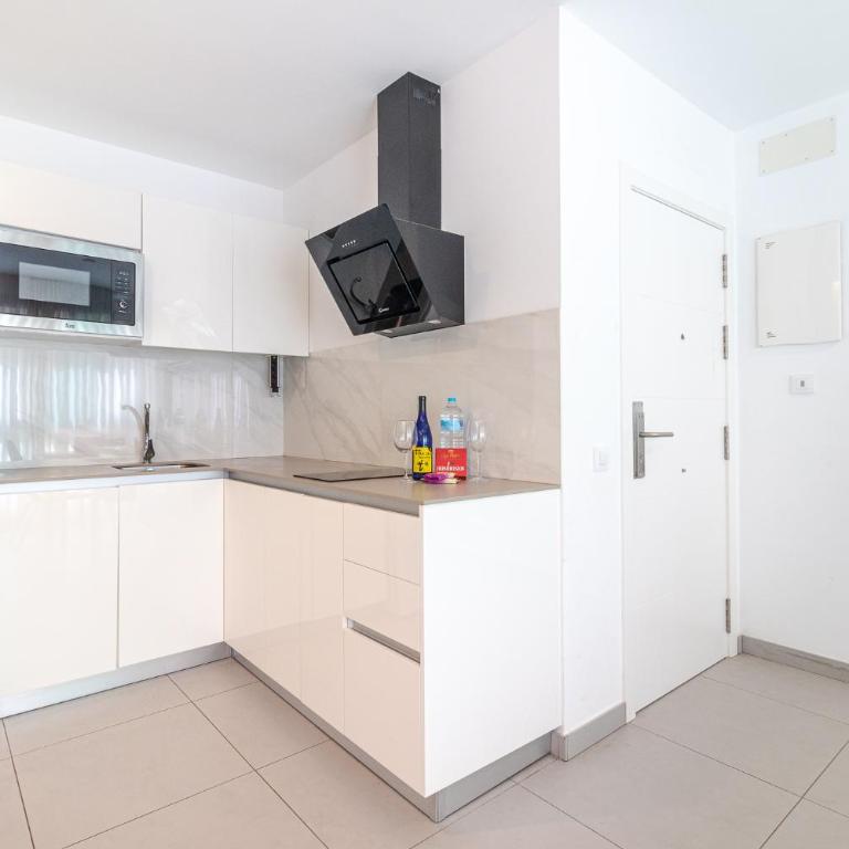 Modern Flat Las Canteras - Apartamento de 2 dormitorios - 4