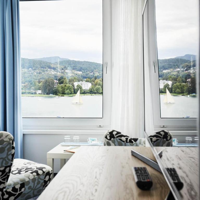 Boutiquehotel Ogris Am See - Doppelzimmer mit Balkon und Seeblick - 1