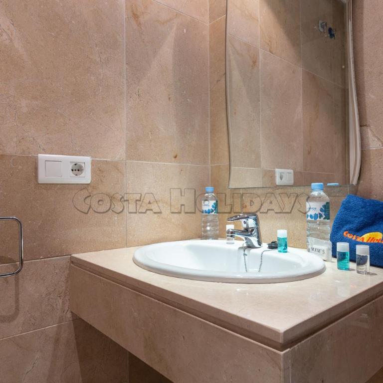 MR213 - Apartamento con terraza - 13