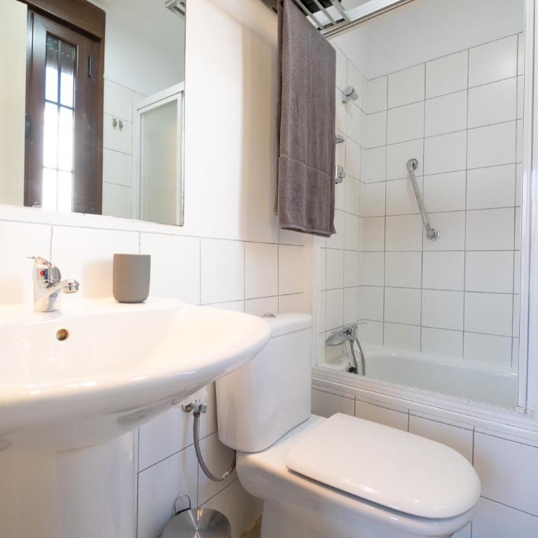Triana Penthouse - Estudio con terraza - 20