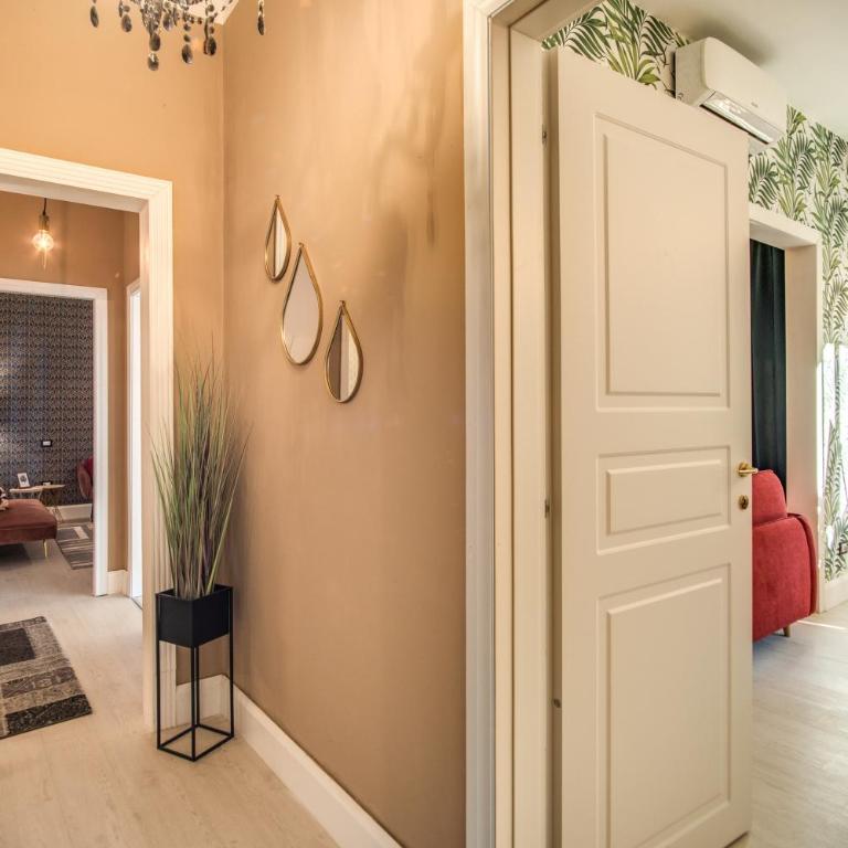 AwesHomeItaly - White Mirrors Apartment - Two-Bedroom Apartment - 30