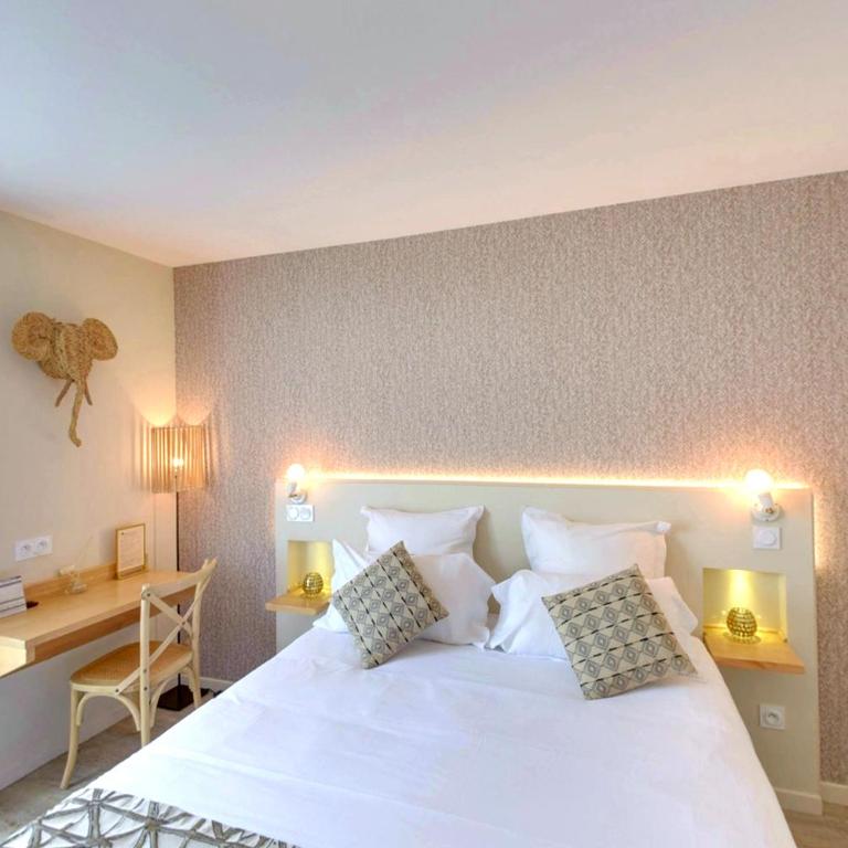 Hôtel Le C - Boutique Hôtel - Chambre Deluxe - 19