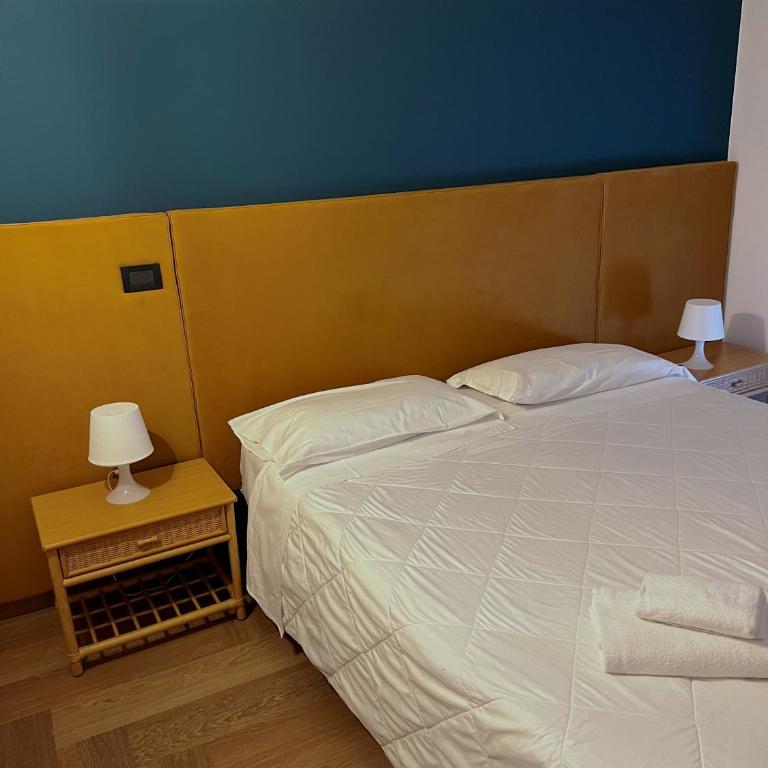 Front Lake Apartment Bardolino - Appartamento con 1 Camera da Letto e Balcone - 9