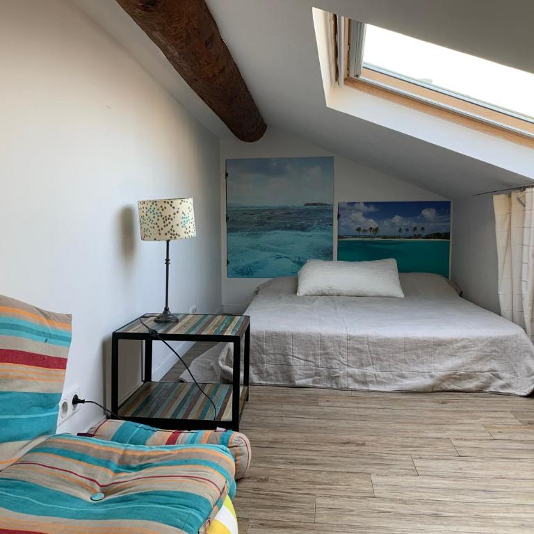 Loft 3 pièces dans vieil Antibes - Two-Bedroom Apartment - 8
