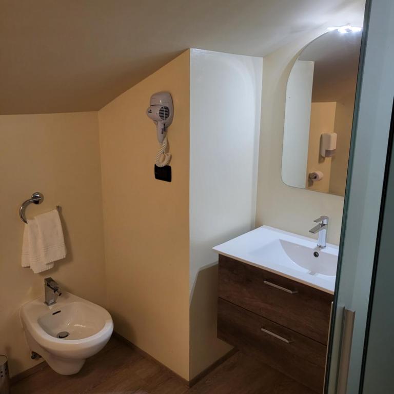 Hotel Miage - Camera Tripla Comfort - 3