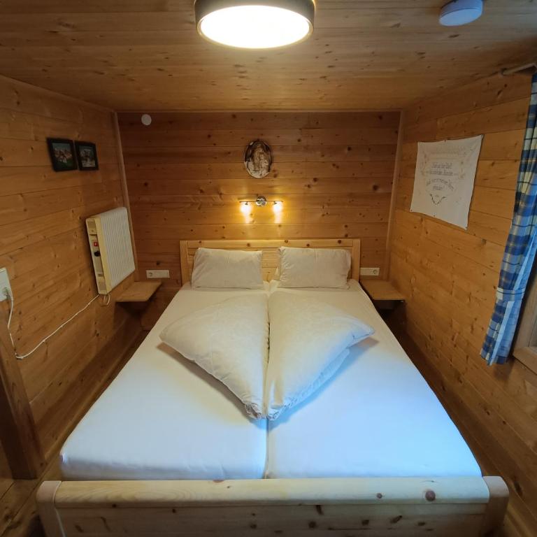 Urige Alm - Apartment mit 3 Schlafzimmern - 10