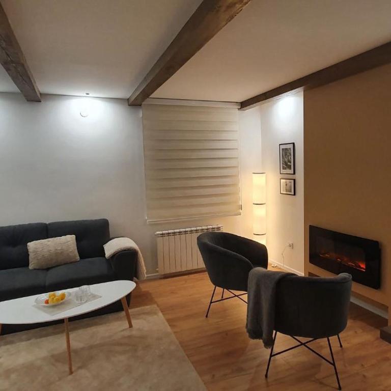 Apartment Kosuta F8 - Deluks Apartman - 1