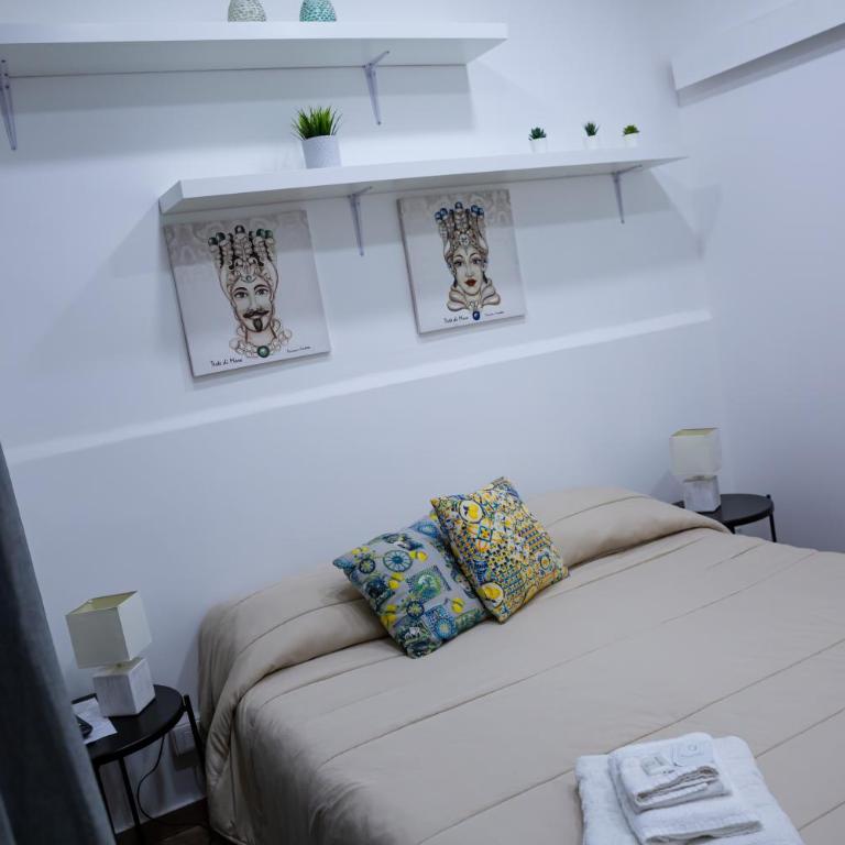 Borgo San Giovanni Rooms Catania - Superior King Room - 23