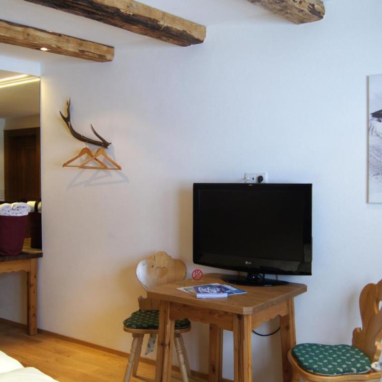 Hotel Hartenfels - Doppelzimmer - 1