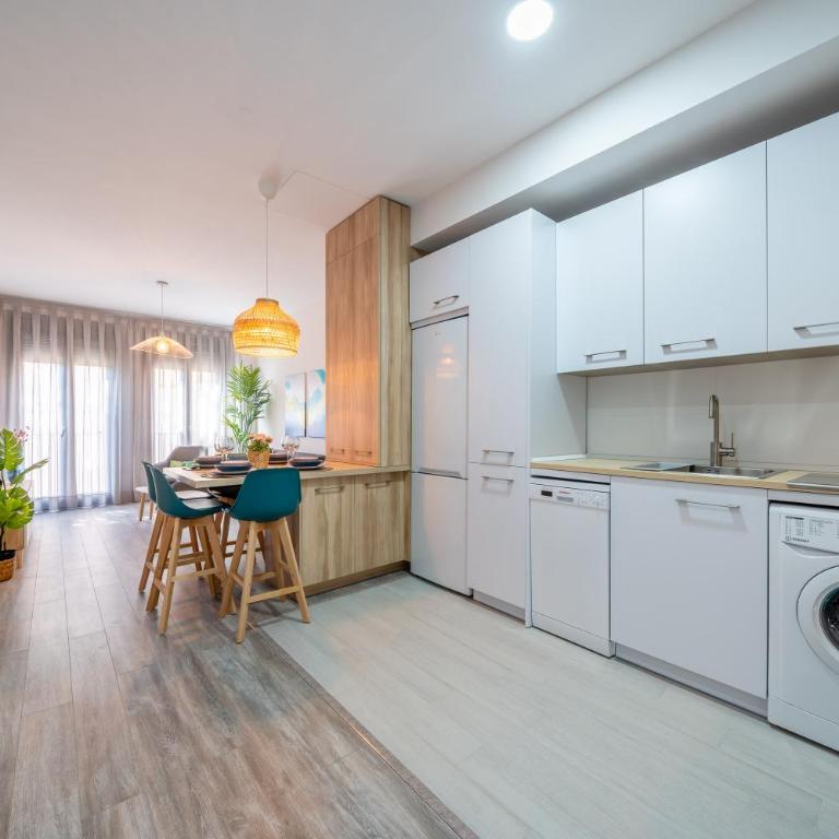 City Centre Pool & Parking - Apartamento de 2 dormitorios - 7