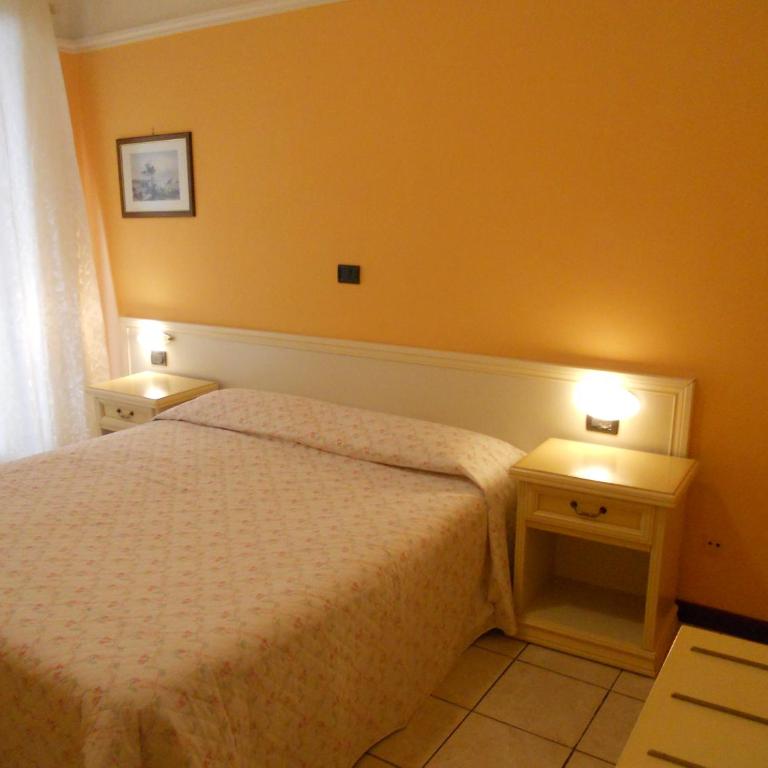 Hotel Salus - Camera Matrimoniale - 27