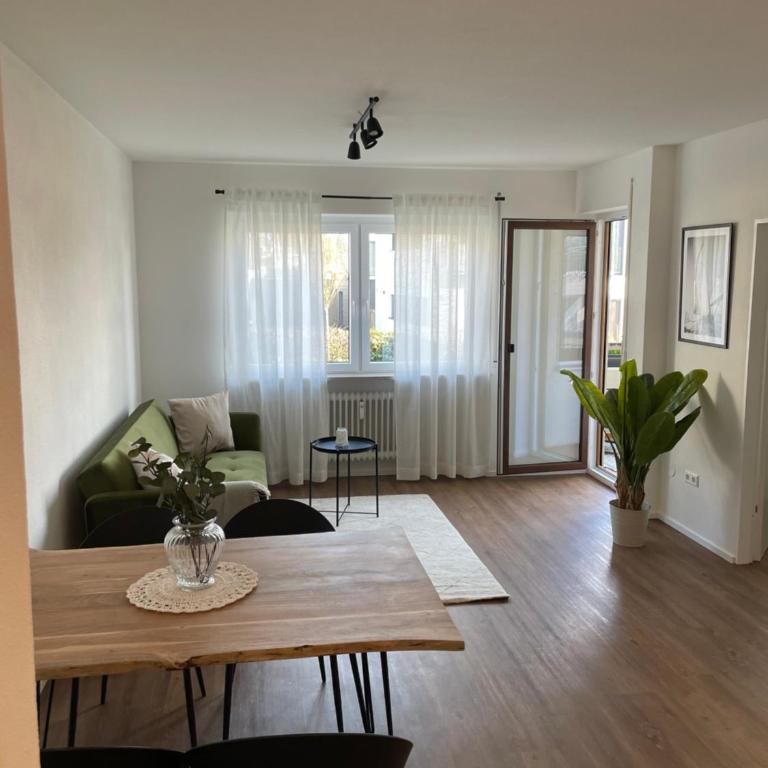 Hugo Inn - One-Bedroom Apartment - 7