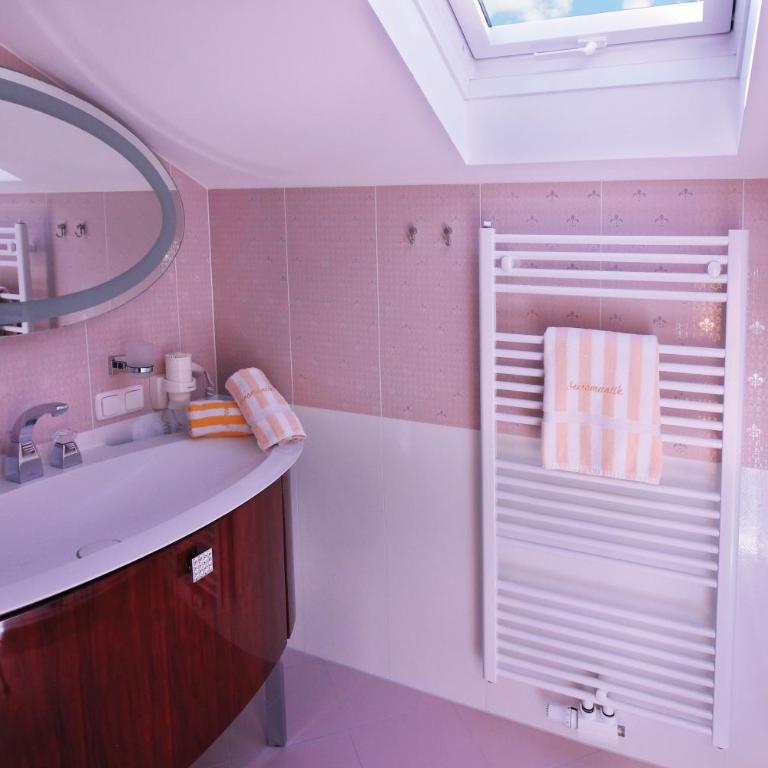Haus Windhager - Comfort Apartment mit einem Balkon und Seeblick - 5