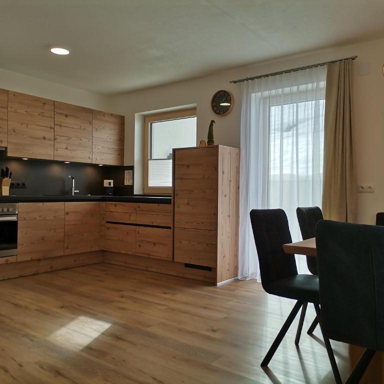 Apart Leibrecht - Apartment mit 3 Schlafzimmern und Aussicht - 9